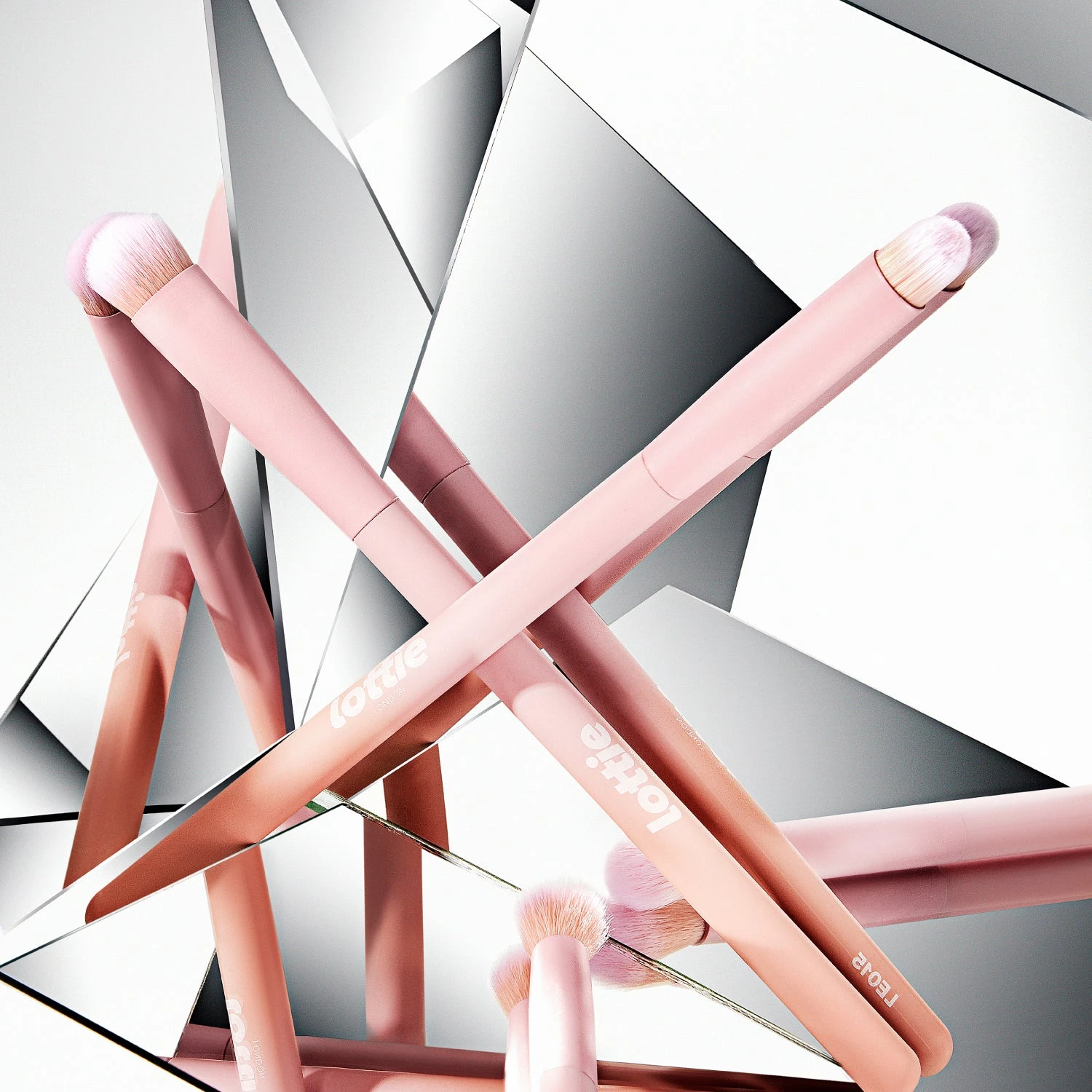 Dense Smudger Brush 5 Dense Smudger Brush - Image 4