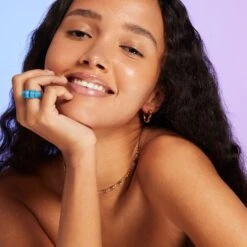 Bubble Tea Primer 22 Bubble Tea Primer -Costetic Make-up Store Lottie Bubble Tea Primer Model Cassy Skin