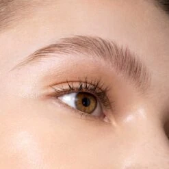 Mega Brow Eyebrow Wax 15 Mega Brow Eyebrow Wax -Costetic Make-up Store Lottie Mega Brow Model Olivia Macro Brow