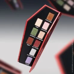 The Vampire Diaries X Eyeshadow Palette - Team Stefan 21 The Vampire Diaries X Eyeshadow Palette - Team Stefan -Costetic Make-up Store Lottie Vampire Diaries Creative Group Set 4 Team Stefan Palette