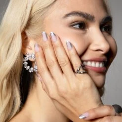 Lottie X KimKim Stay Press'd- Groovy Chrome 24 Lottie X KimKim Stay Press'd- Groovy Chrome -Costetic Make-up Store Lottie x KimKim Stay Pressd Groovy Chrome Hand 6