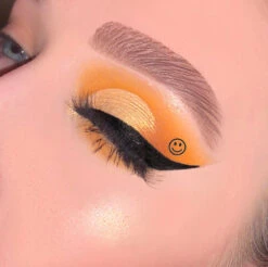 Costetic Make-up Store 18 Costetic Make-up Store -Costetic Make-up Store Lottie Stamp Liners Love Edition Smile Stamp 1