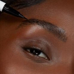 Arch Rival - Microfine Brow Pen 21 Arch Rival - Microfine Brow Pen -Costetic Make-up Store Microfine Pen Eye Crop 1