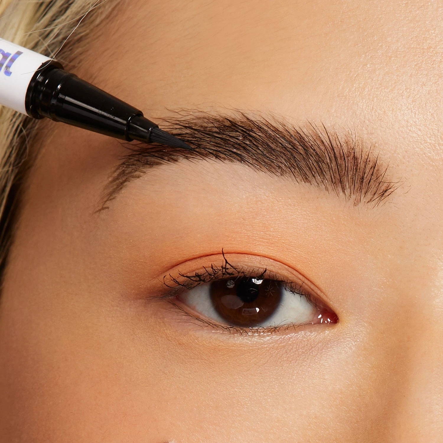 Arch Rival - Microfine Brow Pen 8 Arch Rival - Microfine Brow Pen - Image 6